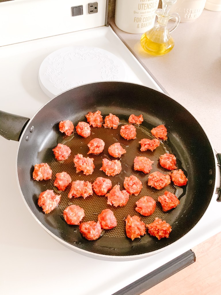 This image has an empty alt attribute; its file name is jamie_krause_home_living_kaslo_christmas_pasta_14.jpeg