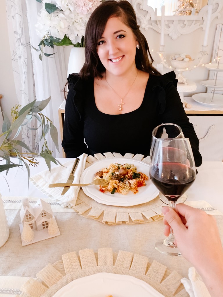 This image has an empty alt attribute; its file name is jamie_krause_home_living_kaslo_christmas_pasta_57.jpeg